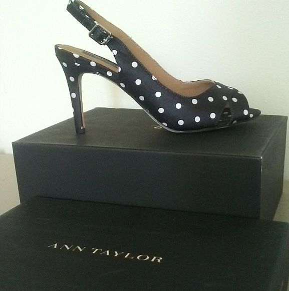 Shoes - Picture 1 of 1